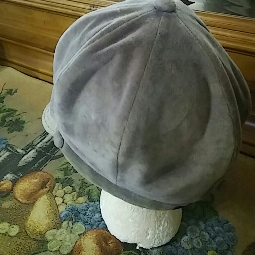 🎉Calvin Klein cap 🎉 - Picture 2 of 3